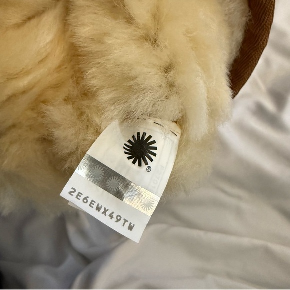 EUC UGG Classic Tall II Chestnut Boots - Picture 9 of 9